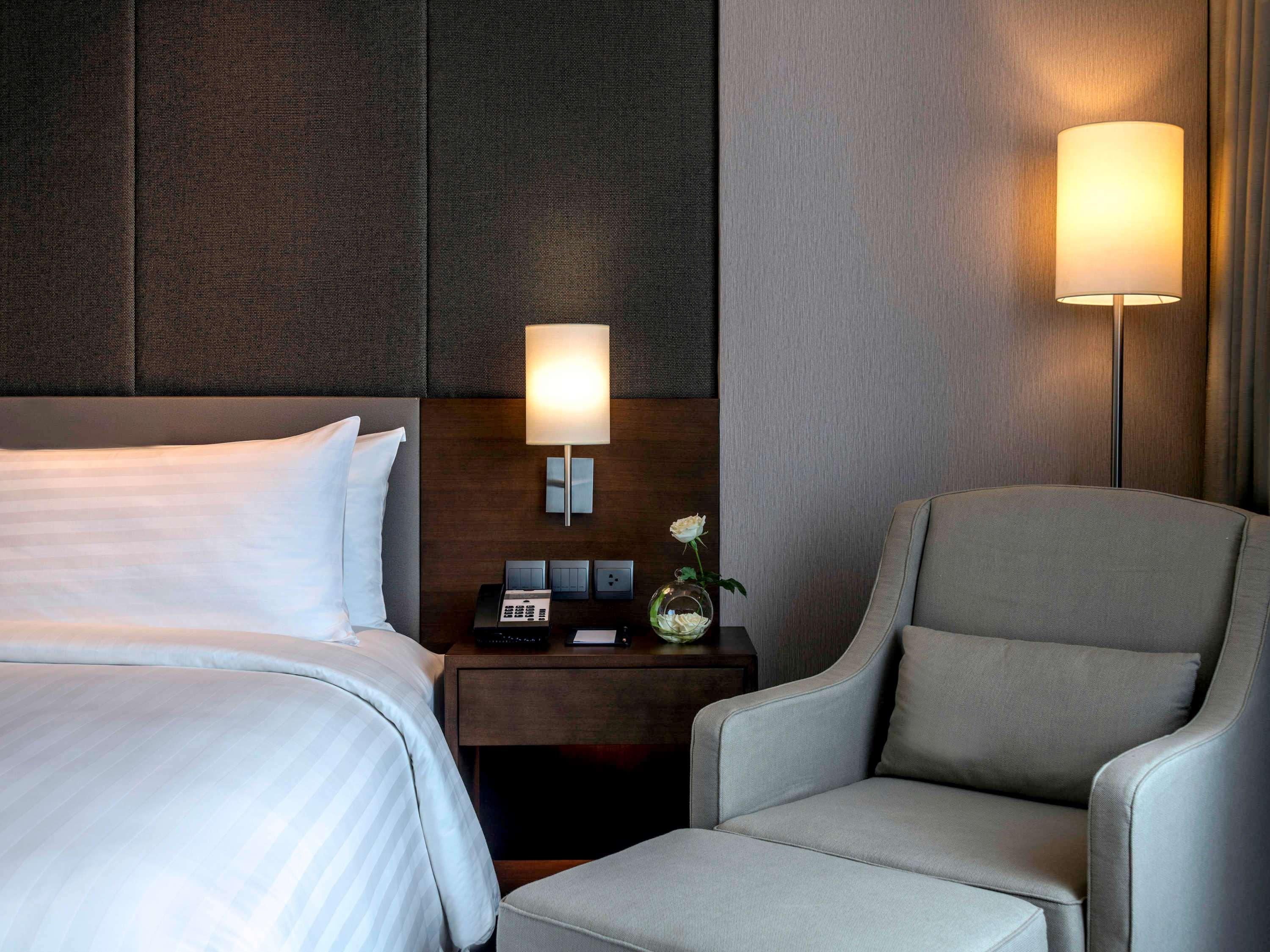 Hotel Pullman Yangon Centrepoint Esterno foto