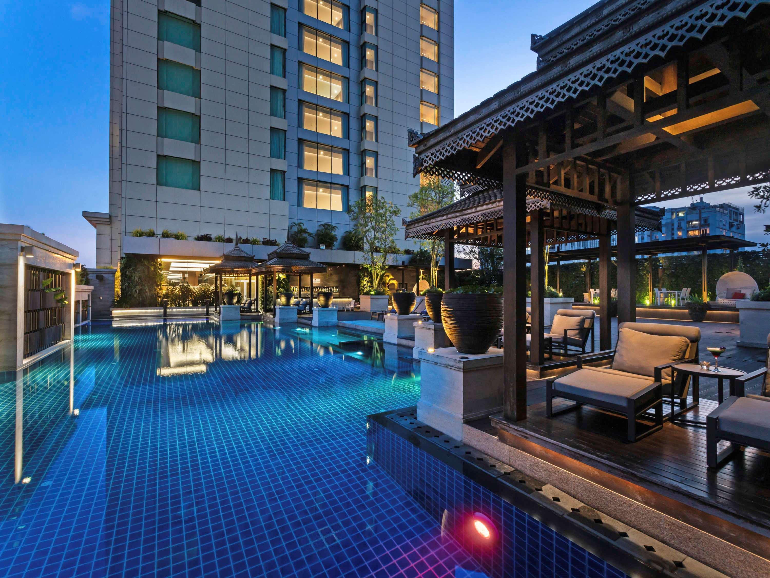 Hotel Pullman Yangon Centrepoint Esterno foto