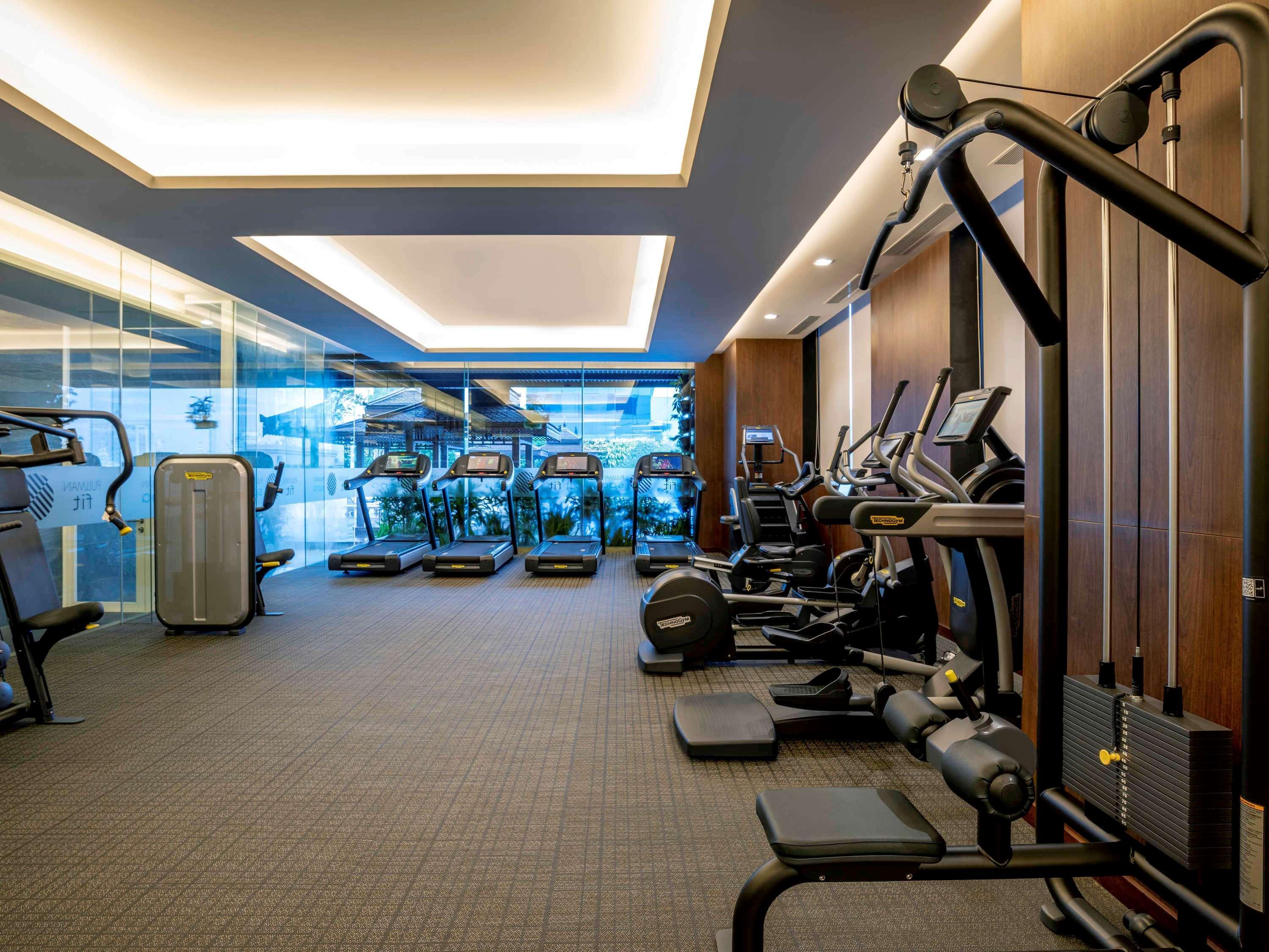 Hotel Pullman Yangon Centrepoint Esterno foto
