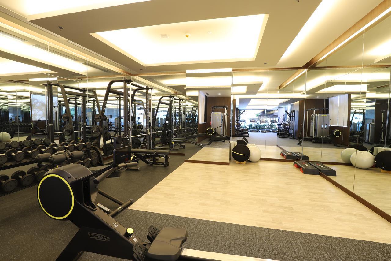 Hotel Pullman Yangon Centrepoint Esterno foto
