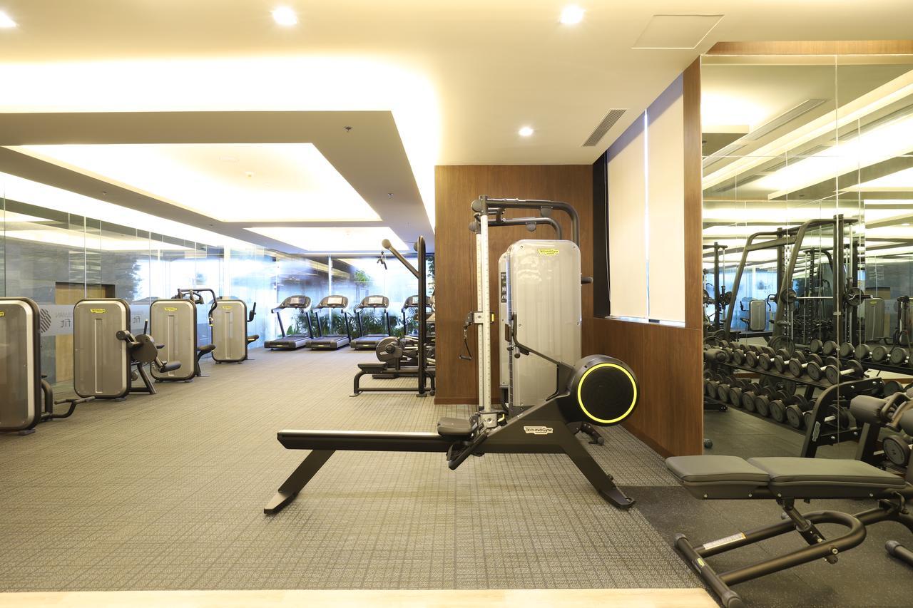 Hotel Pullman Yangon Centrepoint Esterno foto