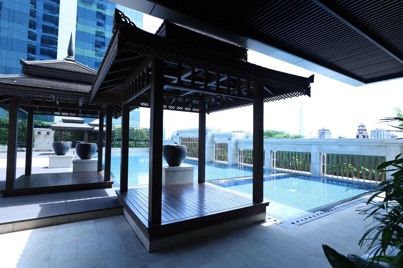 Hotel Pullman Yangon Centrepoint Esterno foto